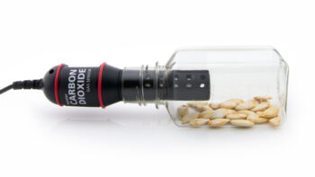 Gallery Image CO2 Gas Sensor Measuring the interior of a bottle with plant seeds inside